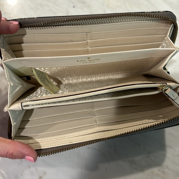 Grey Kate Spade New York Saffiano leather wallet - Picture 2 of 4